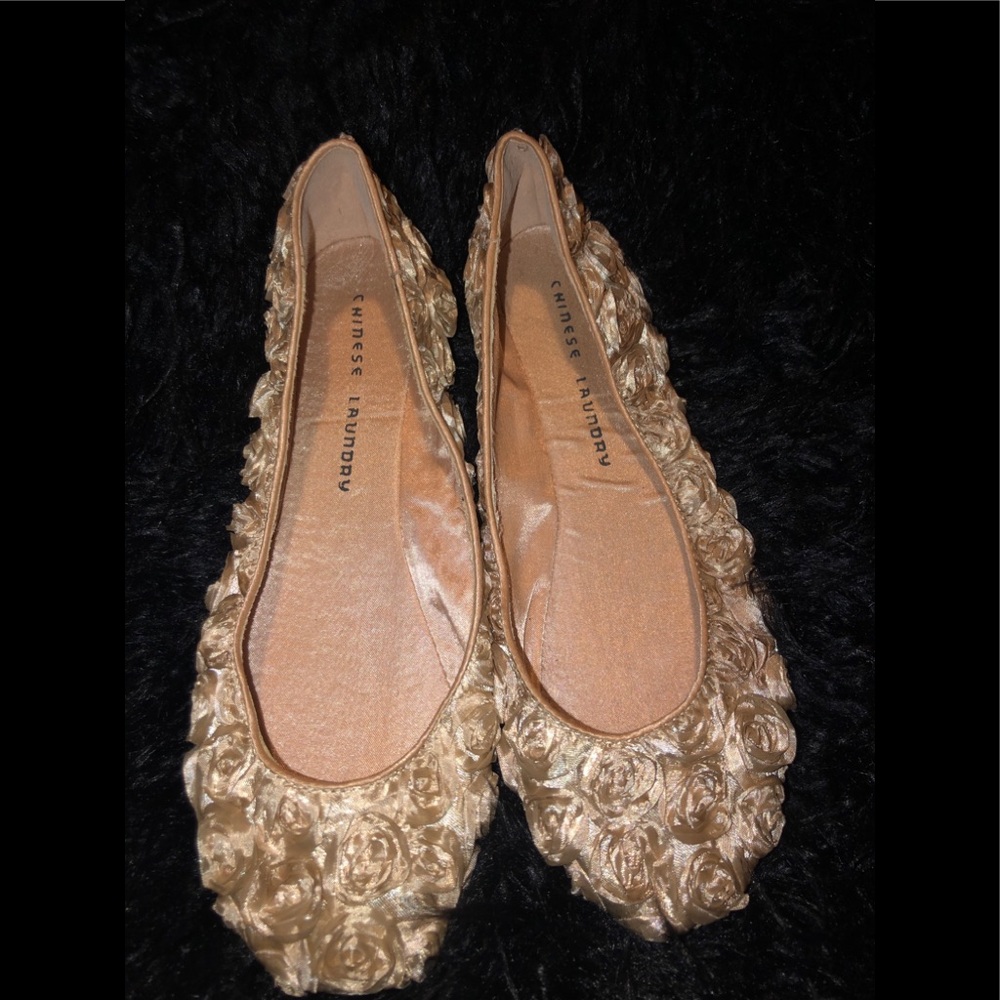 Women’s Chinese Laundry Flats